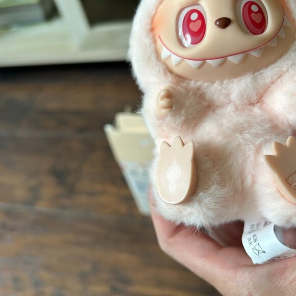 DA DA- The Monsters Have a Seat- Labubu, 100% Authentic - Picture 3 of 6